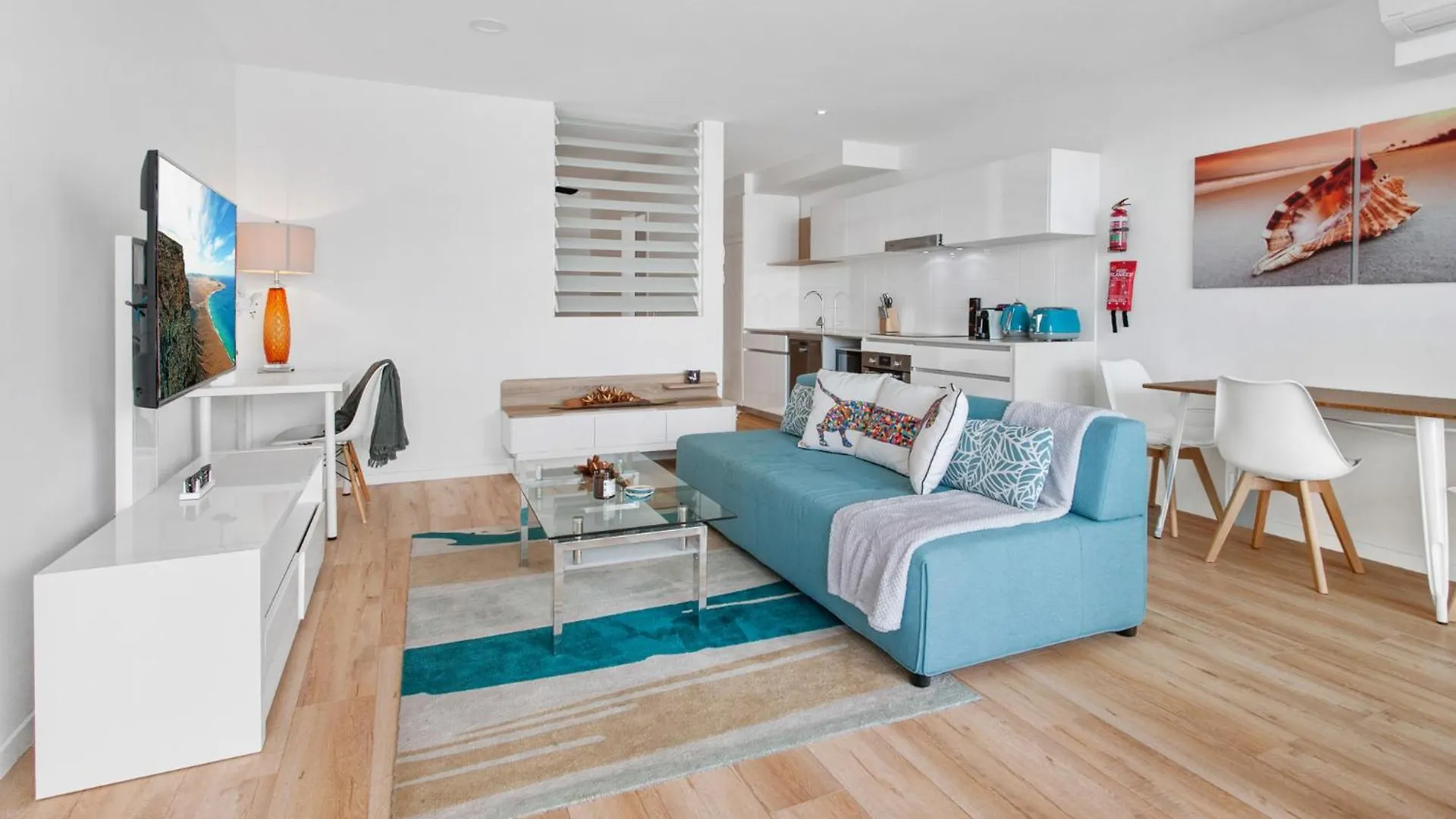 Spacious 2-Bed Unit With Balcony Next To The Gabba Brisbane 0*,  Australia